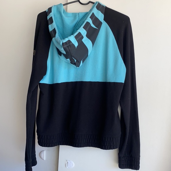 Blue and black VS Zip up - Picture 2 of 2